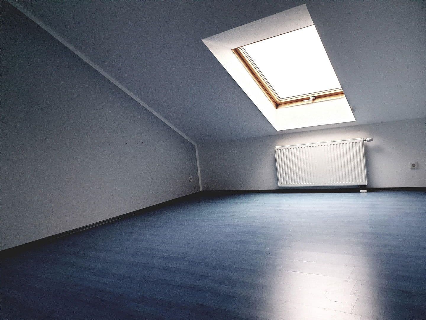 Prodej bytu 3+1 85 m², Langenfeld (Rheinland), Severní Porýní-Vestfálsko Prodej bytu 3+1 85 m², Langenfeld (Rheinland), Severní Porýní-Vestfálsko