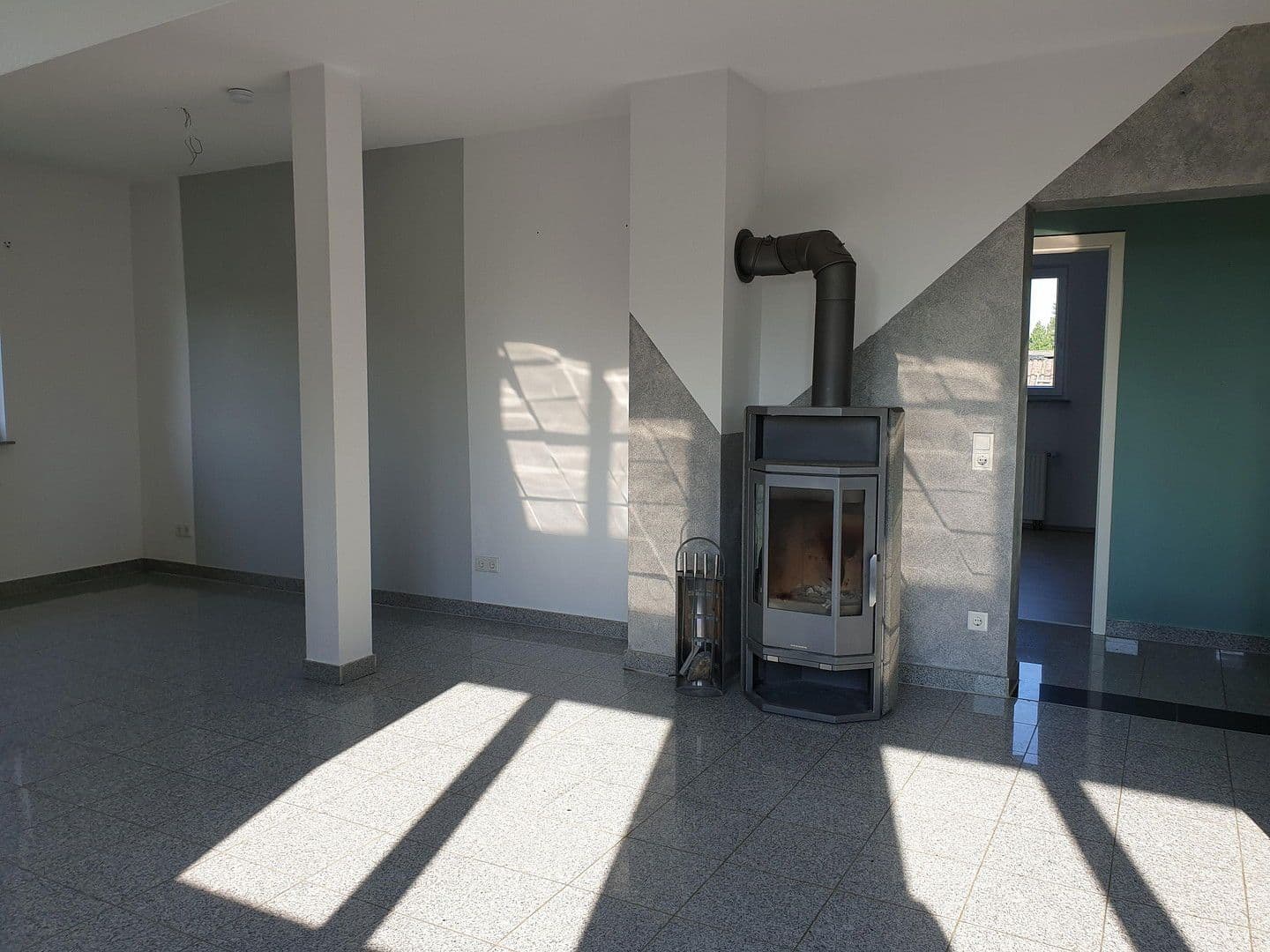 Prodej bytu 3+1 85 m², Langenfeld (Rheinland), Severní Porýní-Vestfálsko Prodej bytu 3+1 85 m², Langenfeld (Rheinland), Severní Porýní-Vestfálsko