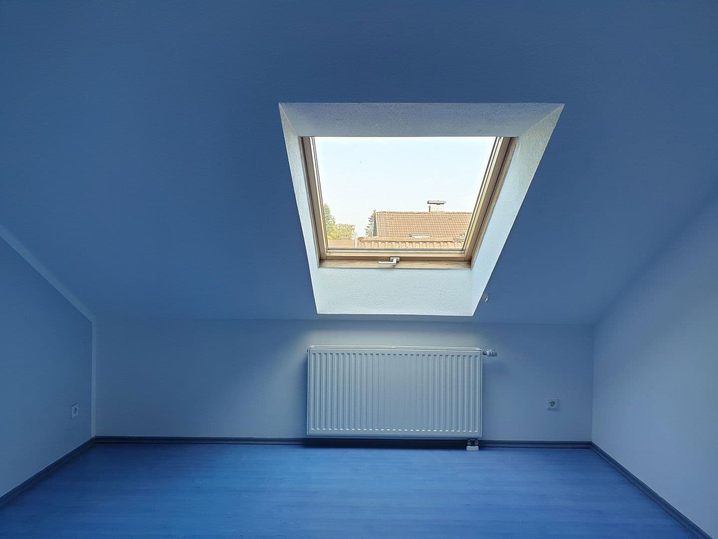 Prodej bytu 3+1 85 m², Langenfeld (Rheinland), Severní Porýní-Vestfálsko Prodej bytu 3+1 85 m², Langenfeld (Rheinland), Severní Porýní-Vestfálsko