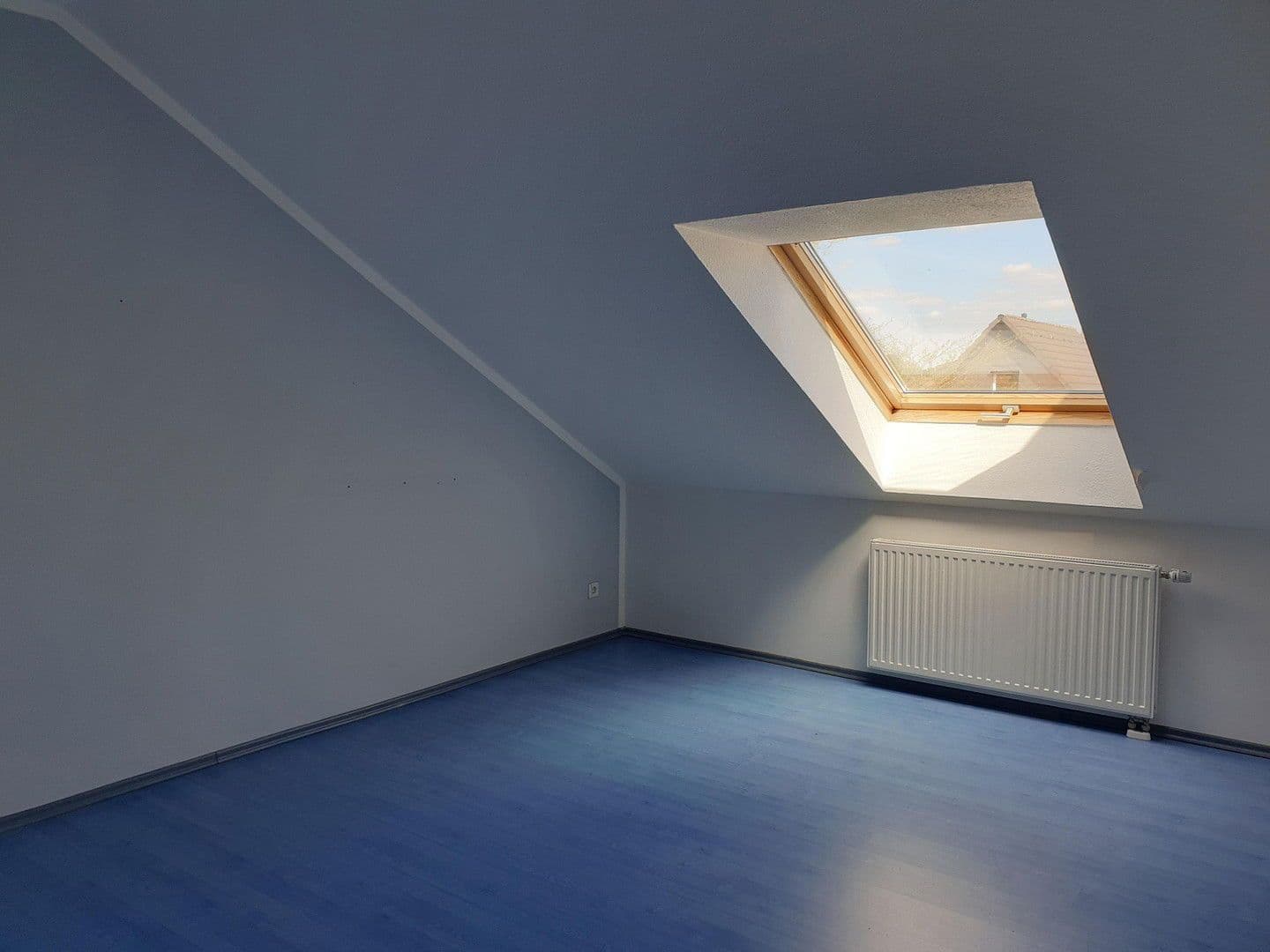 Prodej bytu 3+1 85 m², Langenfeld (Rheinland), Severní Porýní-Vestfálsko Prodej bytu 3+1 85 m², Langenfeld (Rheinland), Severní Porýní-Vestfálsko