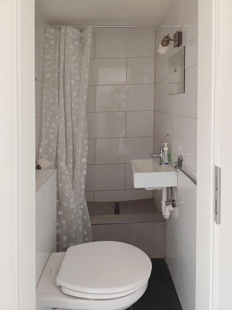 Pronájem bytu 1+1 23 m², Rielasingen-Worblingen, Bádensko-Württembersko Pronájem bytu 1+1 23 m², Rielasingen-Worblingen, Bádensko-Württembersko