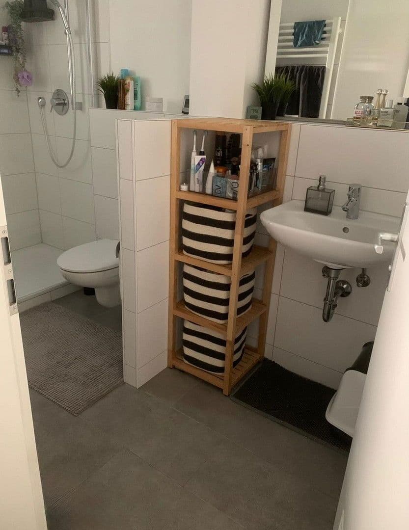 Pronájem bytu 2+1 61 m², Brandgasse 10, Stuttgart, Bádensko-Württembersko Pronájem bytu 2+1 61 m², Brandgasse 10, Stuttgart, Bádensko-Württembersko