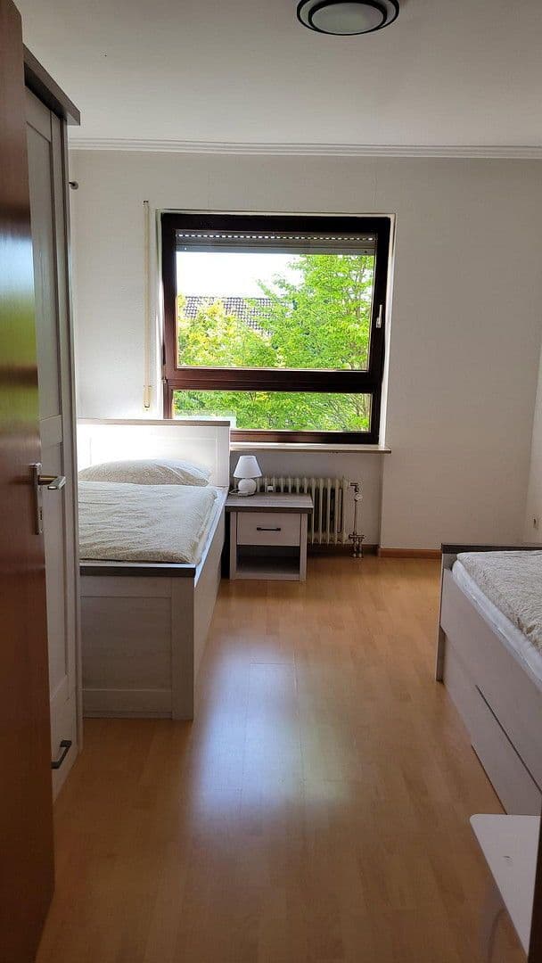 Pronájem bytu 3+kk 92 m², Offenburger Straße 37, Böblingen, Bádensko-Württembersko Pronájem bytu 3+kk 92 m², Offenburger Straße 37, Böblingen, Bádensko-Württembersko