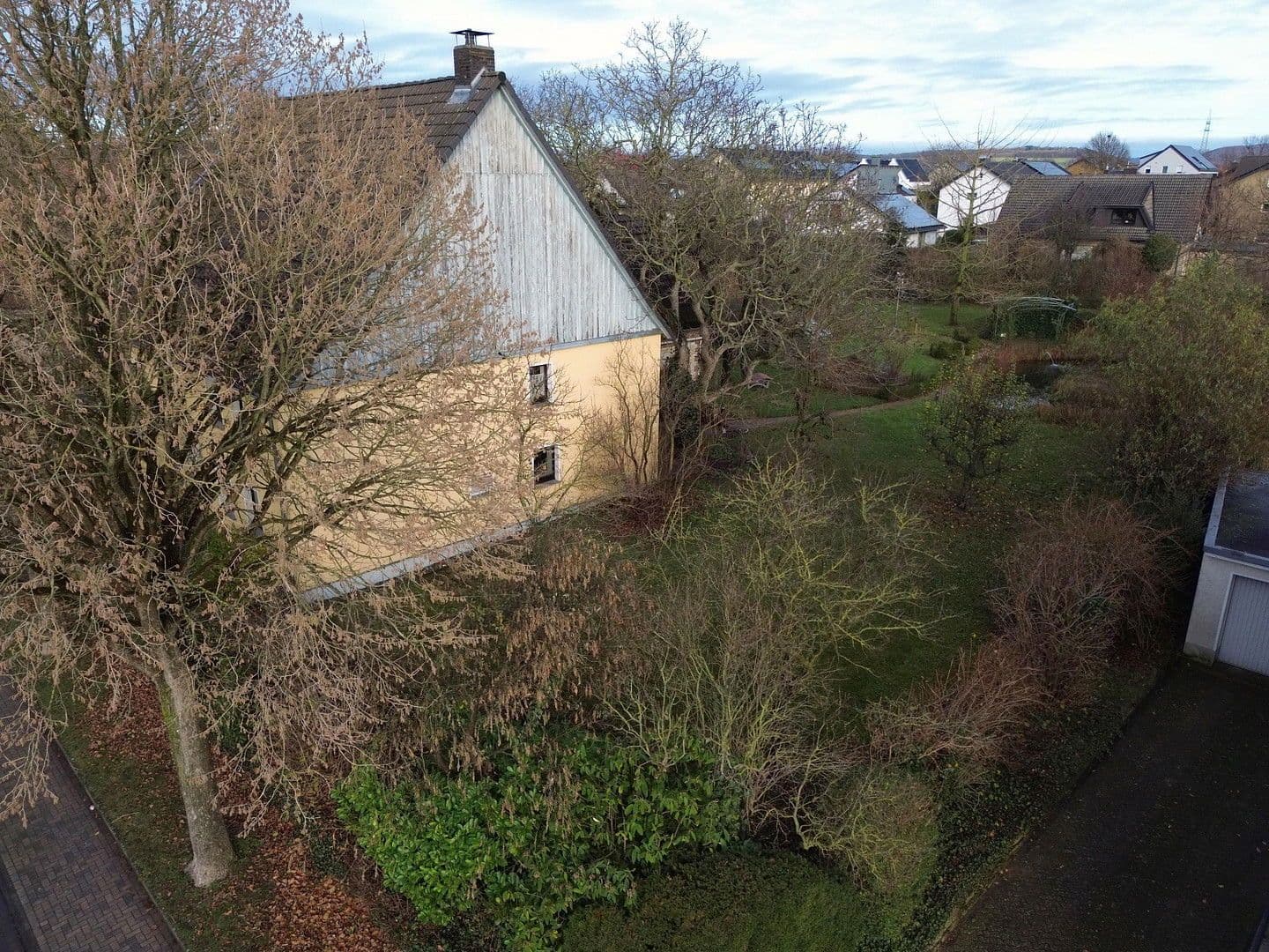 Prodej domu 191 m², pozemek 1.254 m², Im Knick 9, Paderborn, Severní Porýní-Vestfálsko Prodej domu 191 m², pozemek 1.254 m², Im Knick 9, Paderborn, Severní Porýní-Vestfálsko