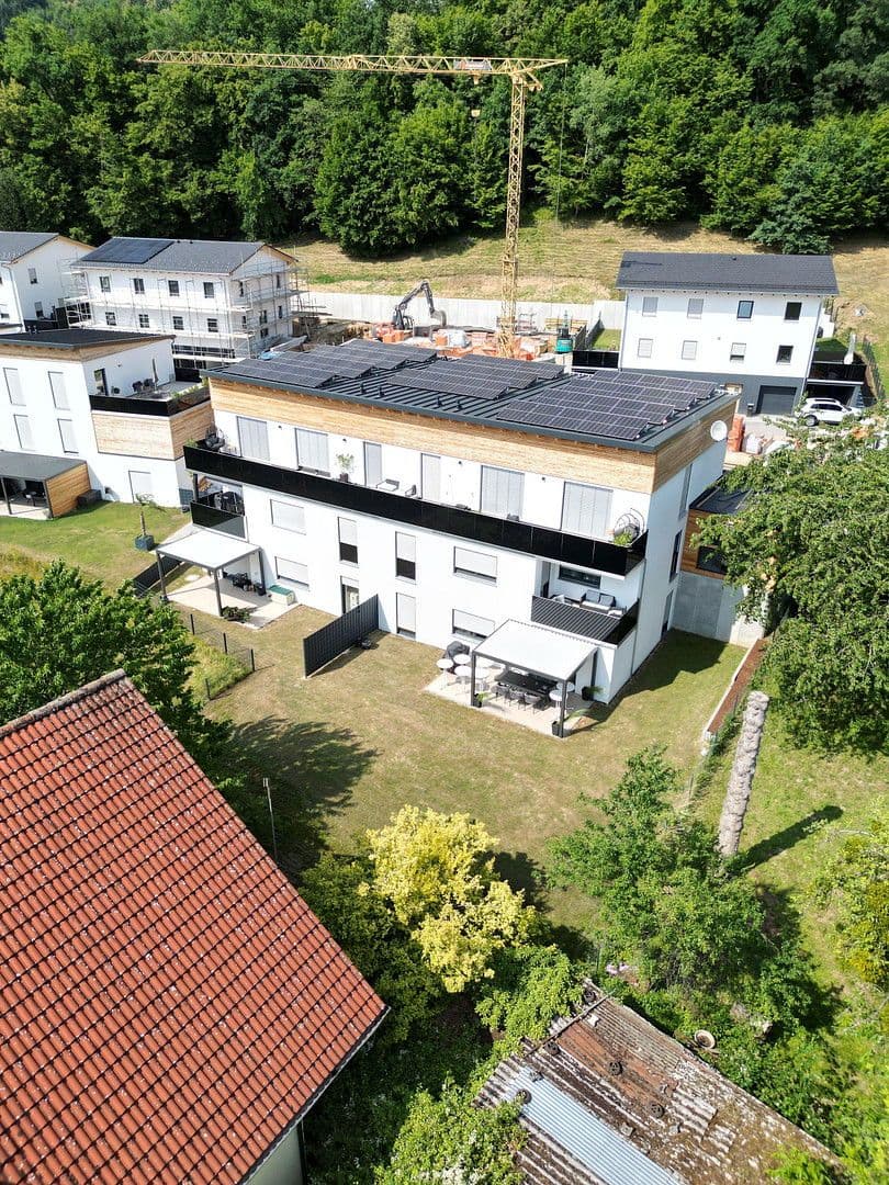 Pronájem bytu 3+1 84 m², Ludwig-Kaiser-Weg 12, Deggendorf, Bavorsko Pronájem bytu 3+1 84 m², Ludwig-Kaiser-Weg 12, Deggendorf, Bavorsko