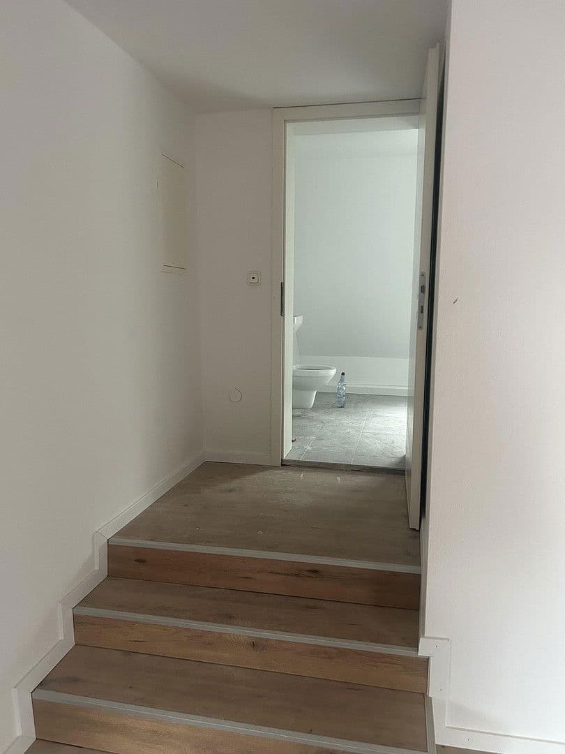 Pronájem bytu 6+1 146 m², Hermannstraße 17, Lauf an der Pegnitz, Bavorsko Pronájem bytu 6+1 146 m², Hermannstraße 17, Lauf an der Pegnitz, Bavorsko