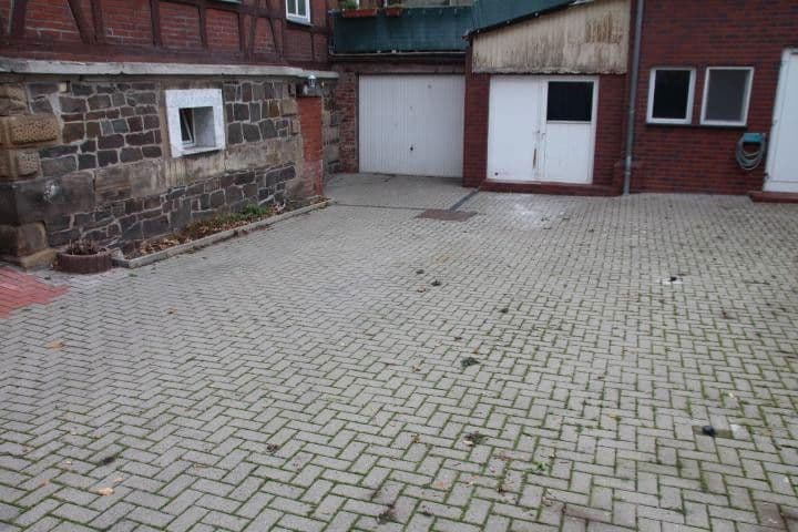 Pronájem bytu 4+1 110 m², Coburger Allee 17, Sonneberg, Durynsko Pronájem bytu 4+1 110 m², Coburger Allee 17, Sonneberg, Durynsko