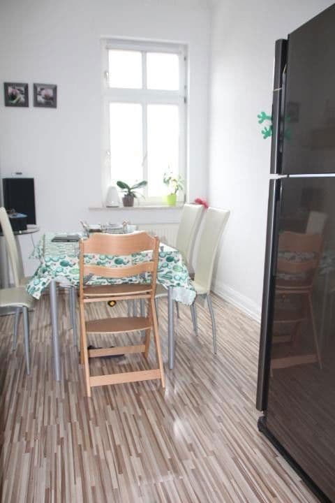 Pronájem bytu 4+1 110 m², Coburger Allee 17, Sonneberg, Durynsko Pronájem bytu 4+1 110 m², Coburger Allee 17, Sonneberg, Durynsko