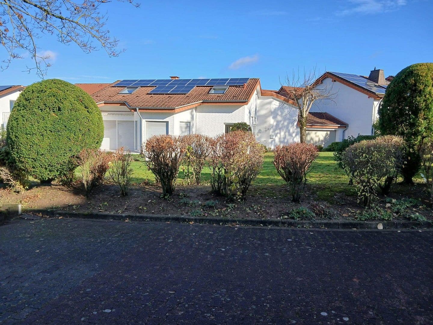 Prodej domu 202 m², pozemek 990 m², Paderborn, Severní Porýní-Vestfálsko Prodej domu 202 m², pozemek 990 m², Paderborn, Severní Porýní-Vestfálsko