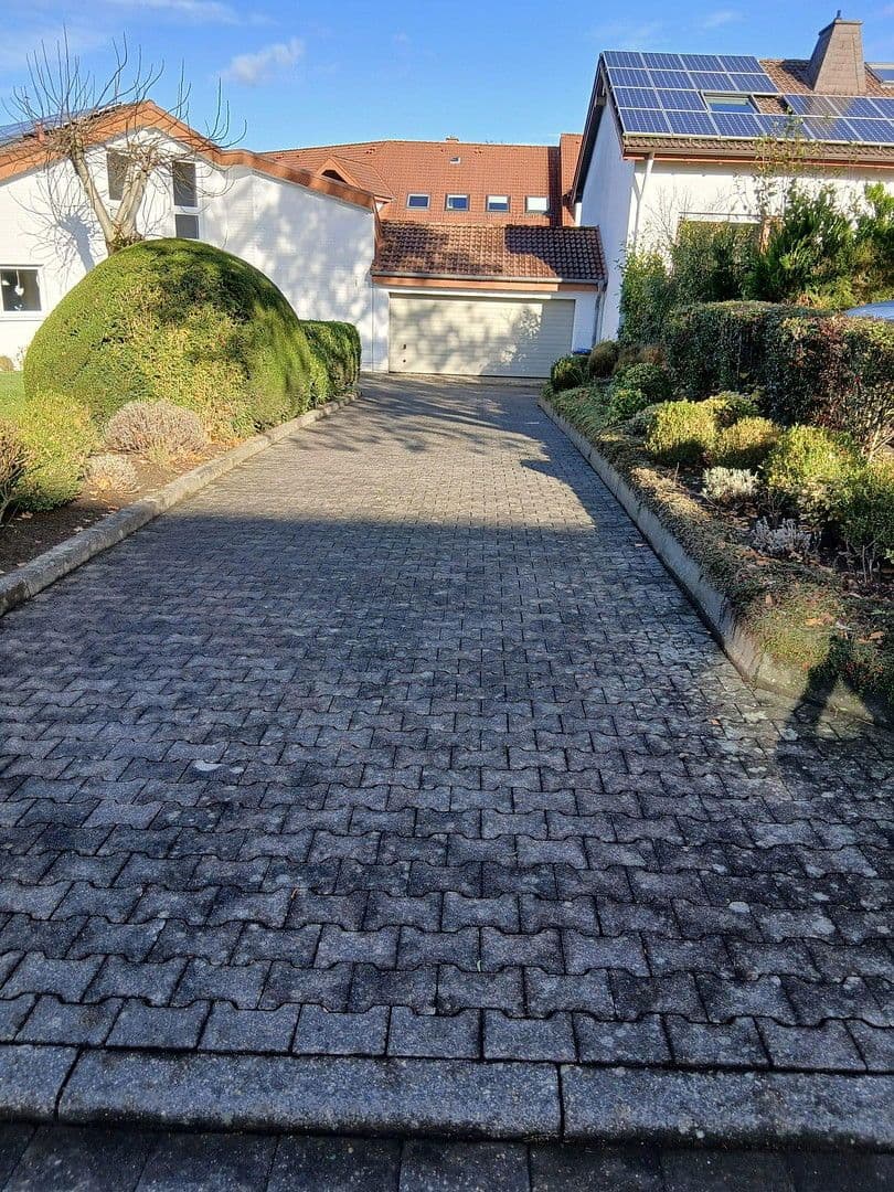 Prodej domu 202 m², pozemek 990 m², Paderborn, Severní Porýní-Vestfálsko Prodej domu 202 m², pozemek 990 m², Paderborn, Severní Porýní-Vestfálsko