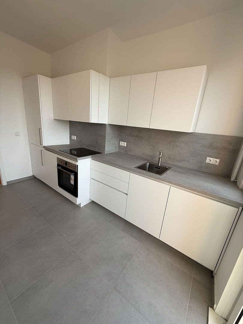 Pronájem bytu 5+1 105 m², Schlangenbader Straße, Berlin, Berlín Pronájem bytu 5+1 105 m², Schlangenbader Straße, Berlin, Berlín