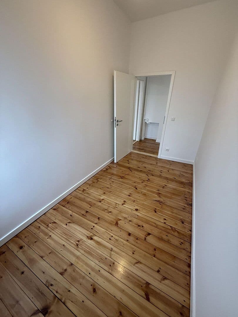 Pronájem bytu 5+1 105 m², Schlangenbader Straße, Berlin, Berlín Pronájem bytu 5+1 105 m², Schlangenbader Straße, Berlin, Berlín