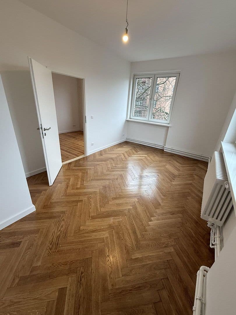 Pronájem bytu 5+1 105 m², Schlangenbader Straße, Berlin, Berlín Pronájem bytu 5+1 105 m², Schlangenbader Straße, Berlin, Berlín