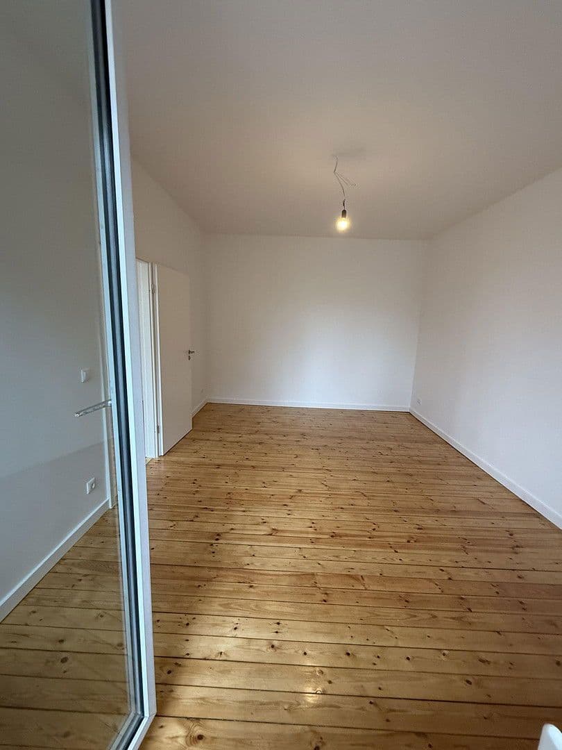 Pronájem bytu 5+1 105 m², Schlangenbader Straße, Berlin, Berlín Pronájem bytu 5+1 105 m², Schlangenbader Straße, Berlin, Berlín