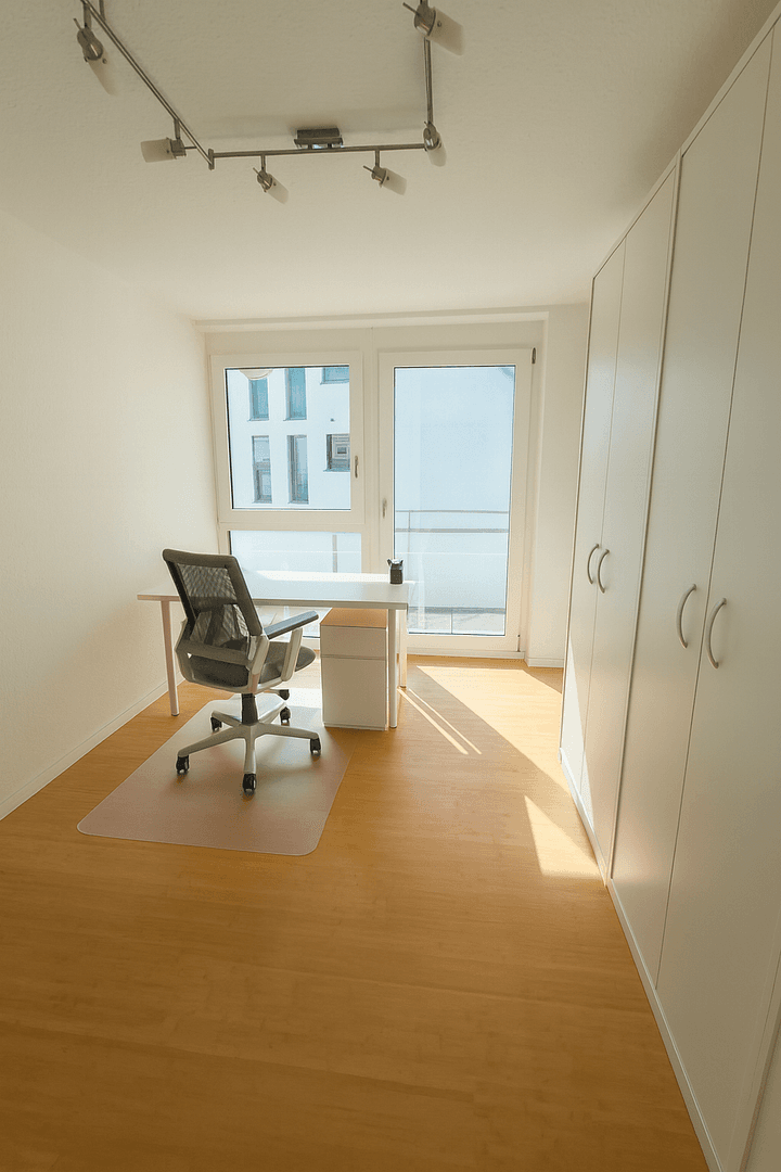 Prodej bytu 4+1 120 m², Kernerstr. 5/1, Holzgerlingen, Bádensko-Württembersko Prodej bytu 4+1 120 m², Kernerstr. 5/1, Holzgerlingen, Bádensko-Württembersko