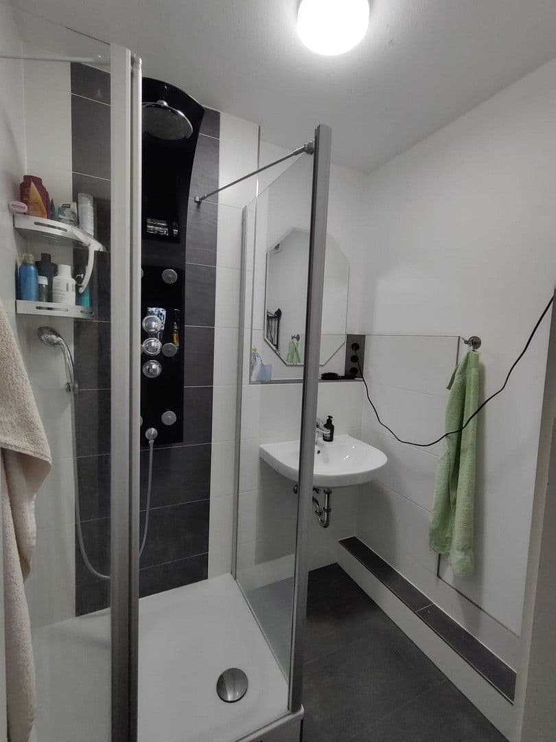 Prodej bytu 5+1 100 m², Laatzen, Dolní Sasko Prodej bytu 5+1 100 m², Laatzen, Dolní Sasko