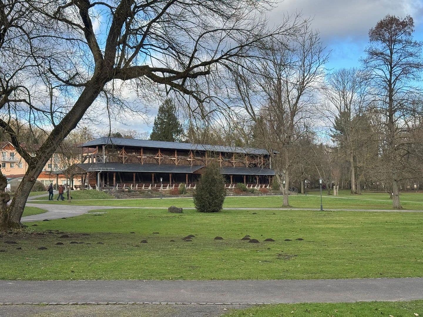 Prodej domu 7.645 m², pozemek 10.000 m², Nidda, Hessen Prodej domu 7.645 m², pozemek 10.000 m², Nidda, Hessen