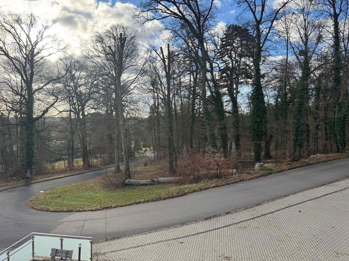 Prodej domu 7.645 m², pozemek 10.000 m², Nidda, Hessen Prodej domu 7.645 m², pozemek 10.000 m², Nidda, Hessen