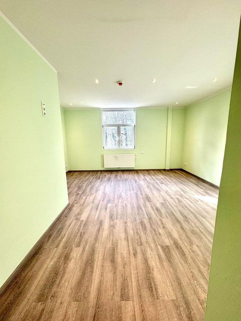 Prodej domu 7.645 m², pozemek 10.000 m², Nidda, Hessen Prodej domu 7.645 m², pozemek 10.000 m², Nidda, Hessen