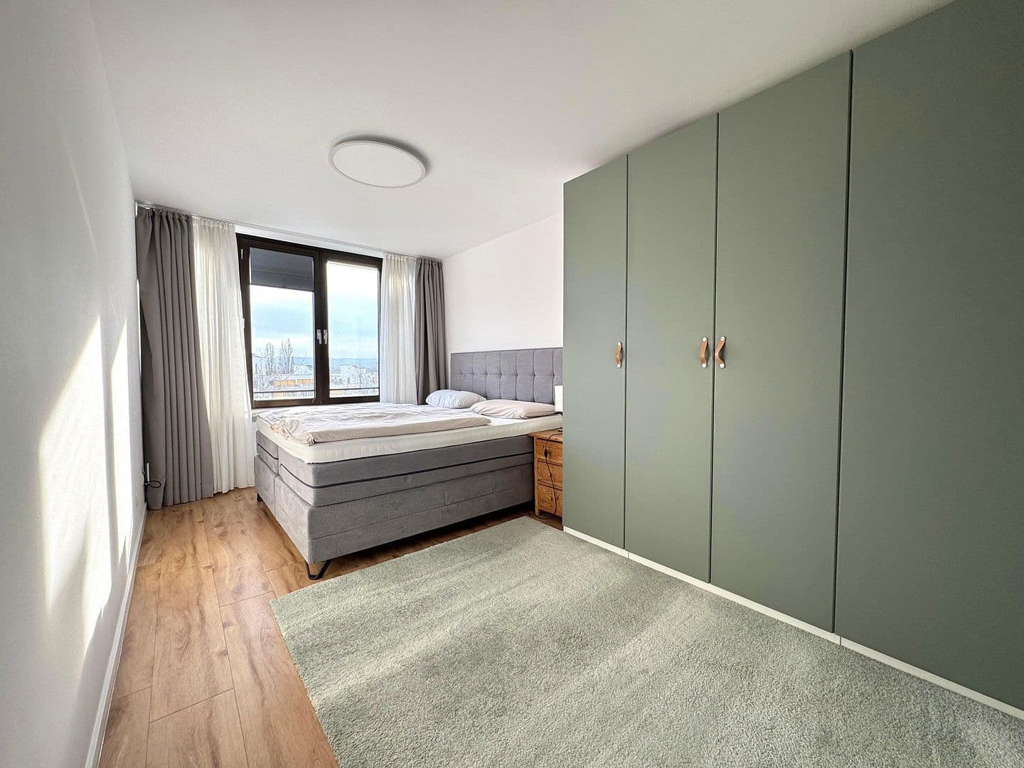 Prodej bytu 5+1 178 m², Bonn, Severní Porýní-Vestfálsko Prodej bytu 5+1 178 m², Bonn, Severní Porýní-Vestfálsko