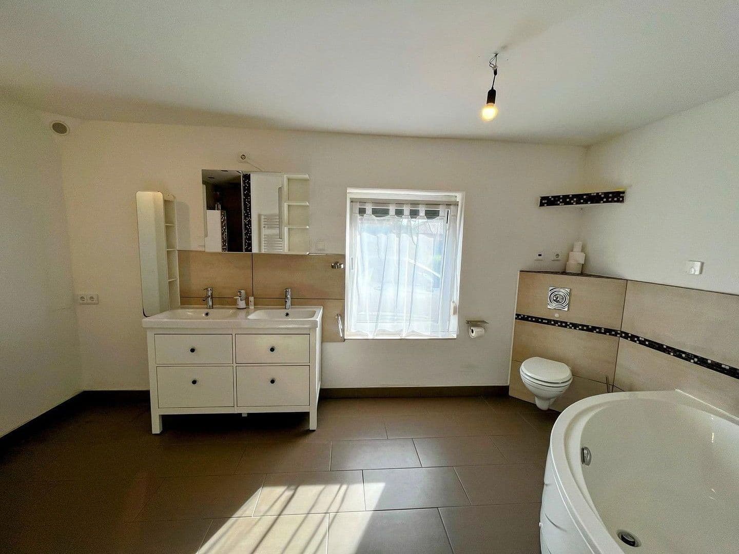 Prodej domu 102 m², pozemek 765 m², Oberhofer Straße 62, Oranienburg, Braniborsko Prodej domu 102 m², pozemek 765 m², Oberhofer Straße 62, Oranienburg, Braniborsko