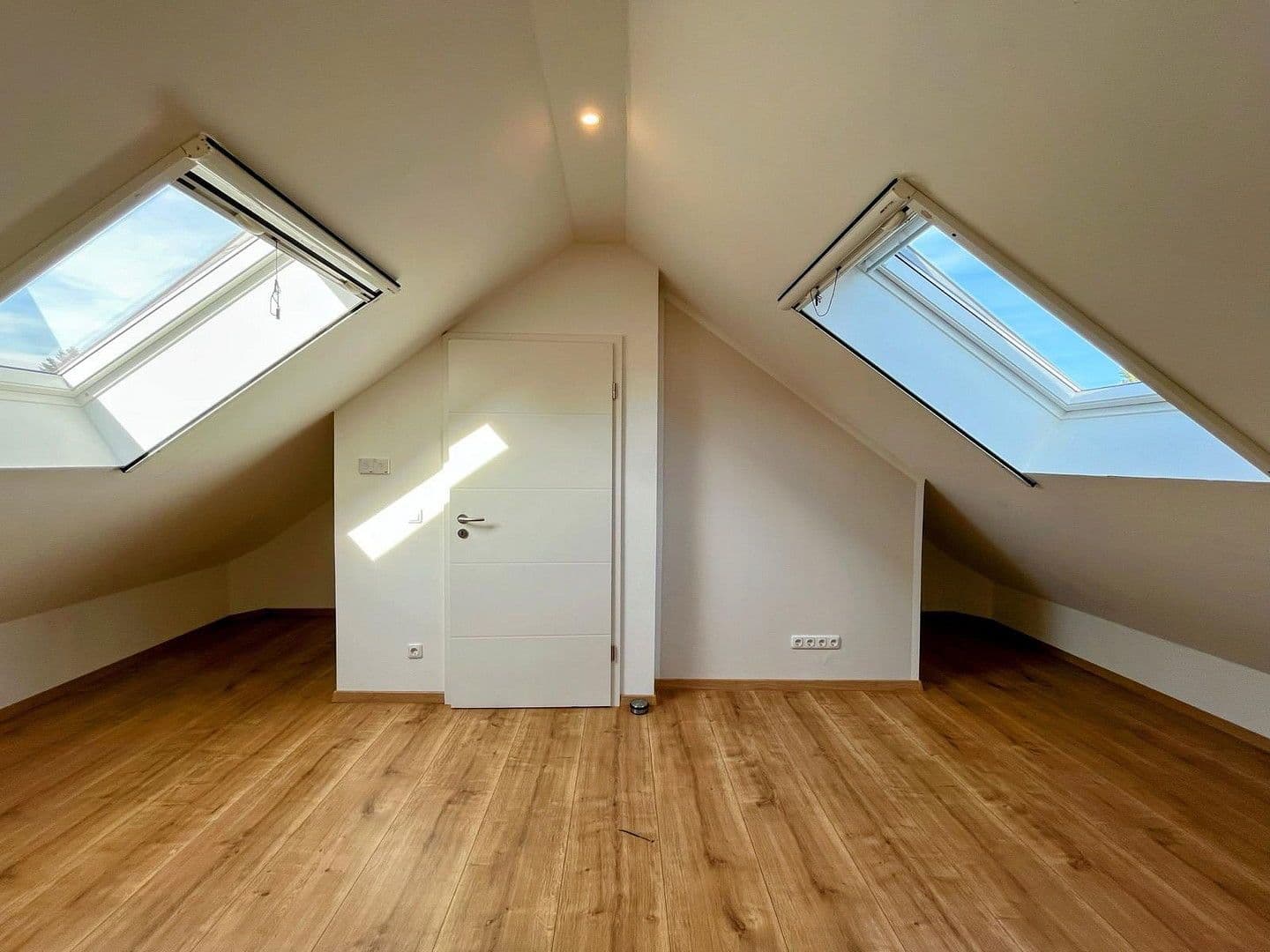 Prodej domu 102 m², pozemek 765 m², Oberhofer Straße 62, Oranienburg, Braniborsko Prodej domu 102 m², pozemek 765 m², Oberhofer Straße 62, Oranienburg, Braniborsko