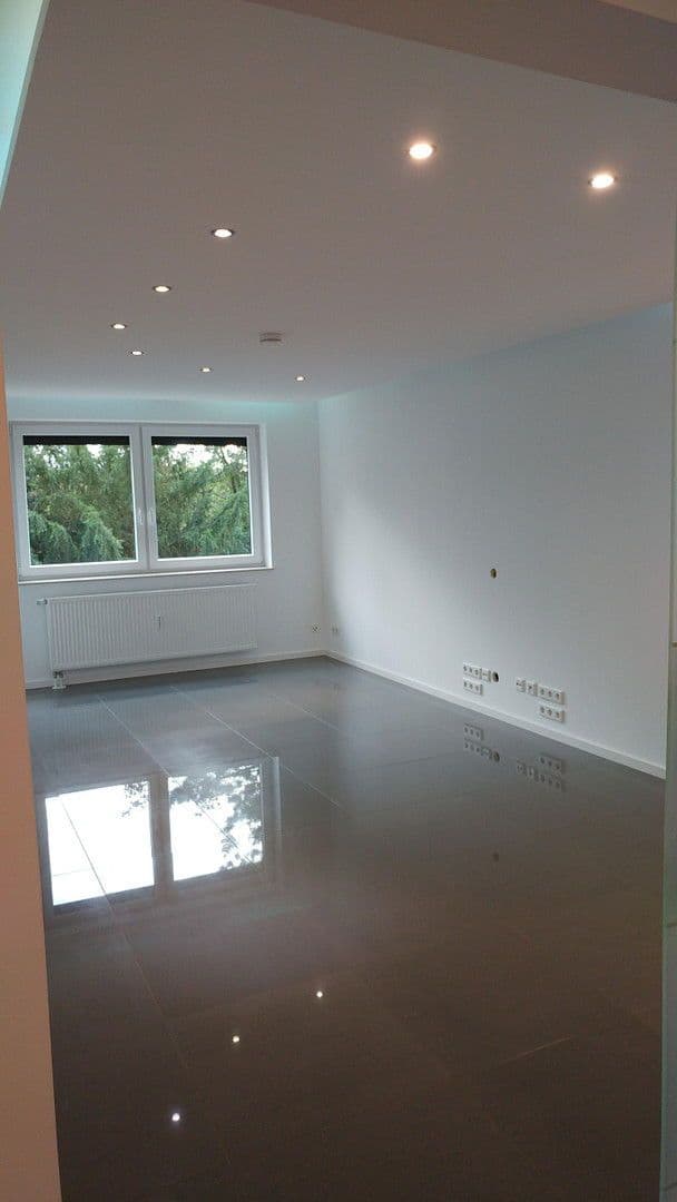 Pronájem bytu 2+1 60 m², Am Schenkenfeld 21 97209 Veitshöchheim, Veitshöchheim, Bavorsko Pronájem bytu 2+1 60 m², Am Schenkenfeld 21 97209 Veitshöchheim, Veitshöchheim, Bavorsko