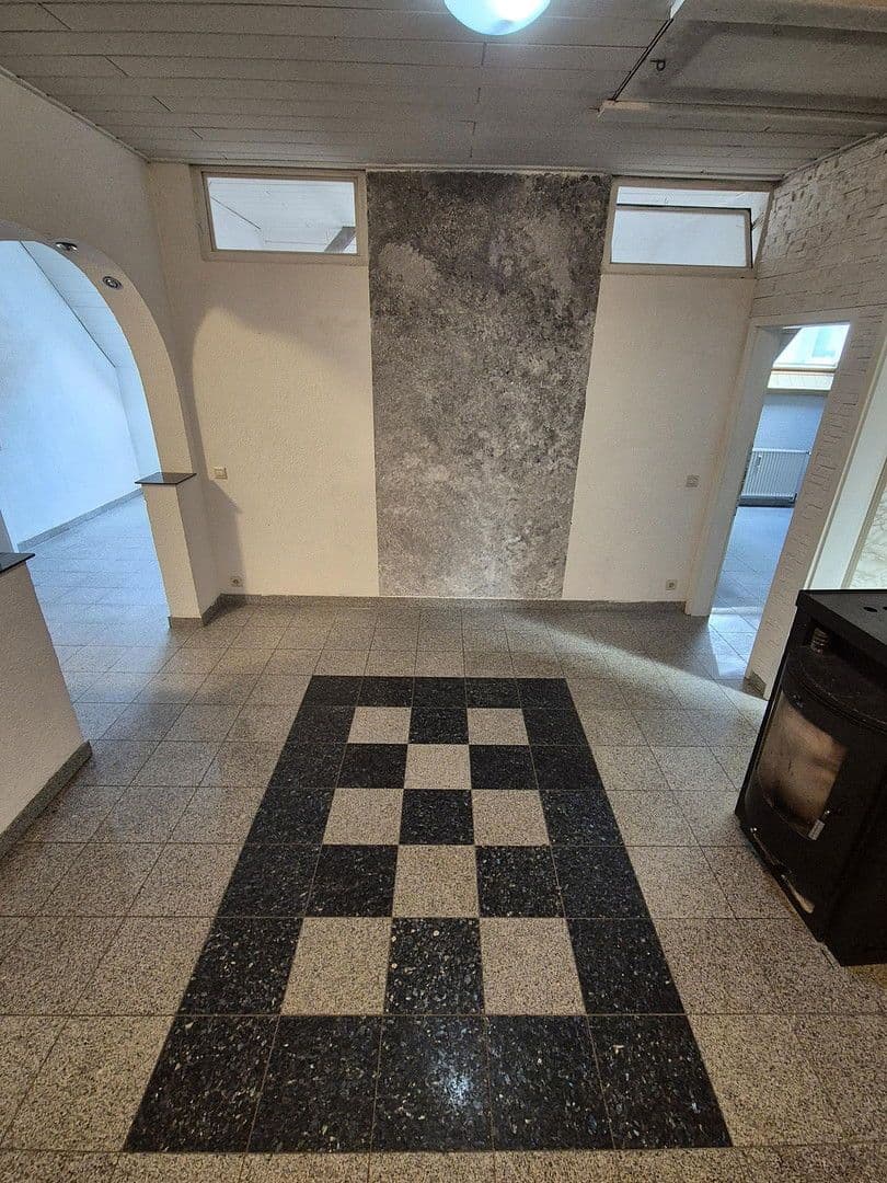 Pronájem bytu 4+kk 90 m², Ebinger Straße 112/1, Burladingen, Bádensko-Württembersko Pronájem bytu 4+kk 90 m², Ebinger Straße 112/1, Burladingen, Bádensko-Württembersko