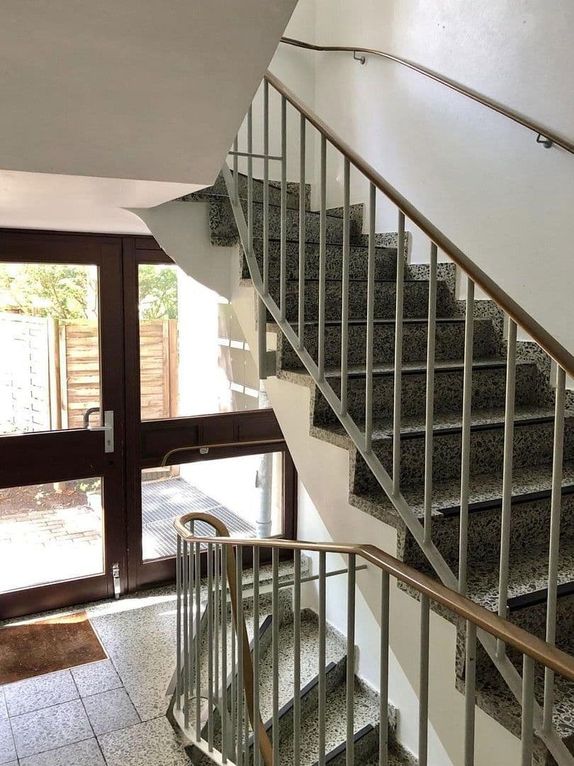 Prodej bytu 4+1 110 m², Berlin, Berlín Prodej bytu 4+1 110 m², Berlin, Berlín