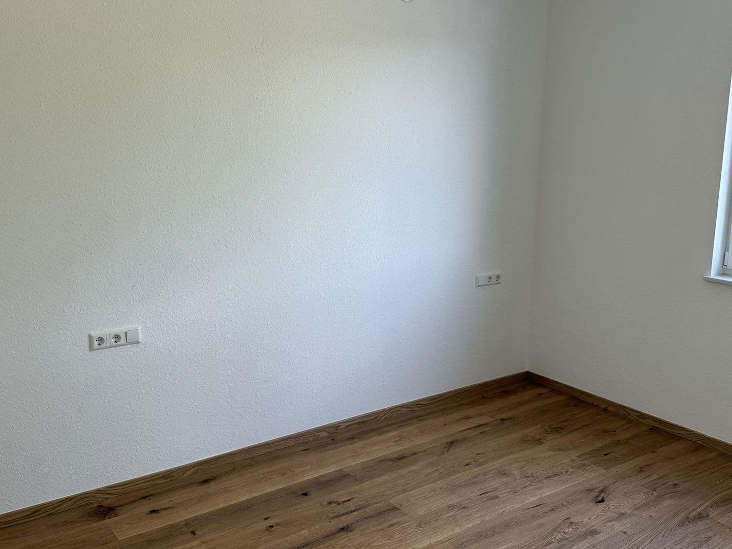 Pronájem bytu 3+1 127 m², Thomas-Schreiber-Weg 3, Bad Mergentheim, Bádensko-Württembersko Pronájem bytu 3+1 127 m², Thomas-Schreiber-Weg 3, Bad Mergentheim, Bádensko-Württembersko