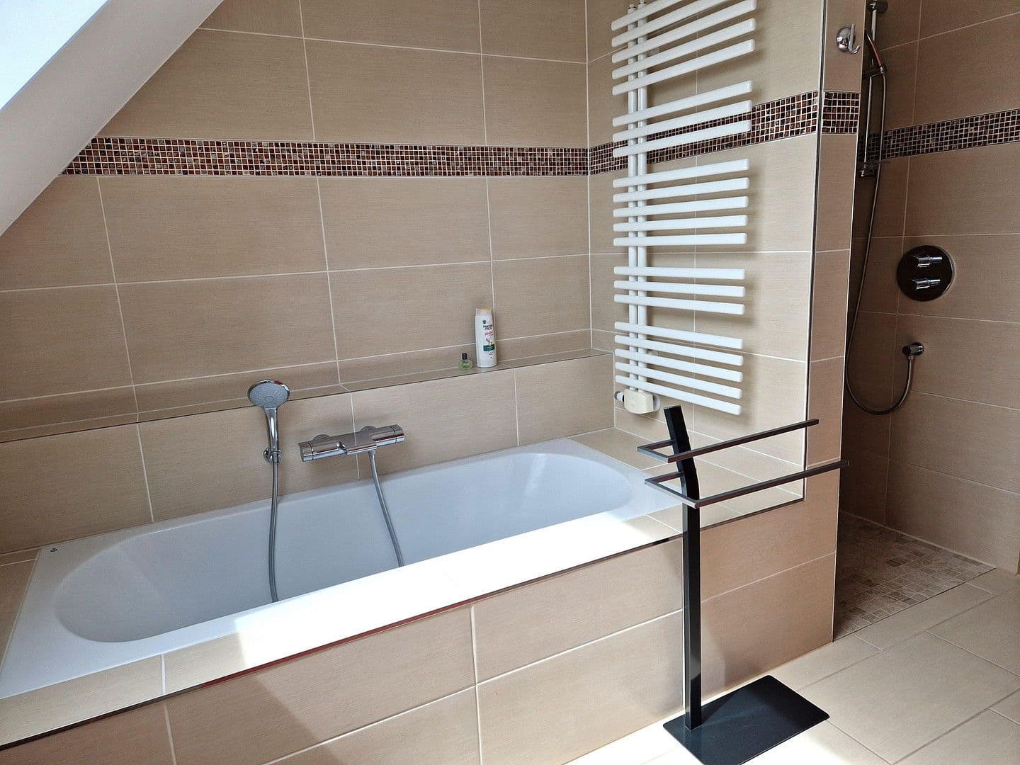 Pronájem domu 165 m², pozemek 536 m², Am Schilfgraben 27, Lehre, Dolní Sasko Pronájem domu 165 m², pozemek 536 m², Am Schilfgraben 27, Lehre, Dolní Sasko