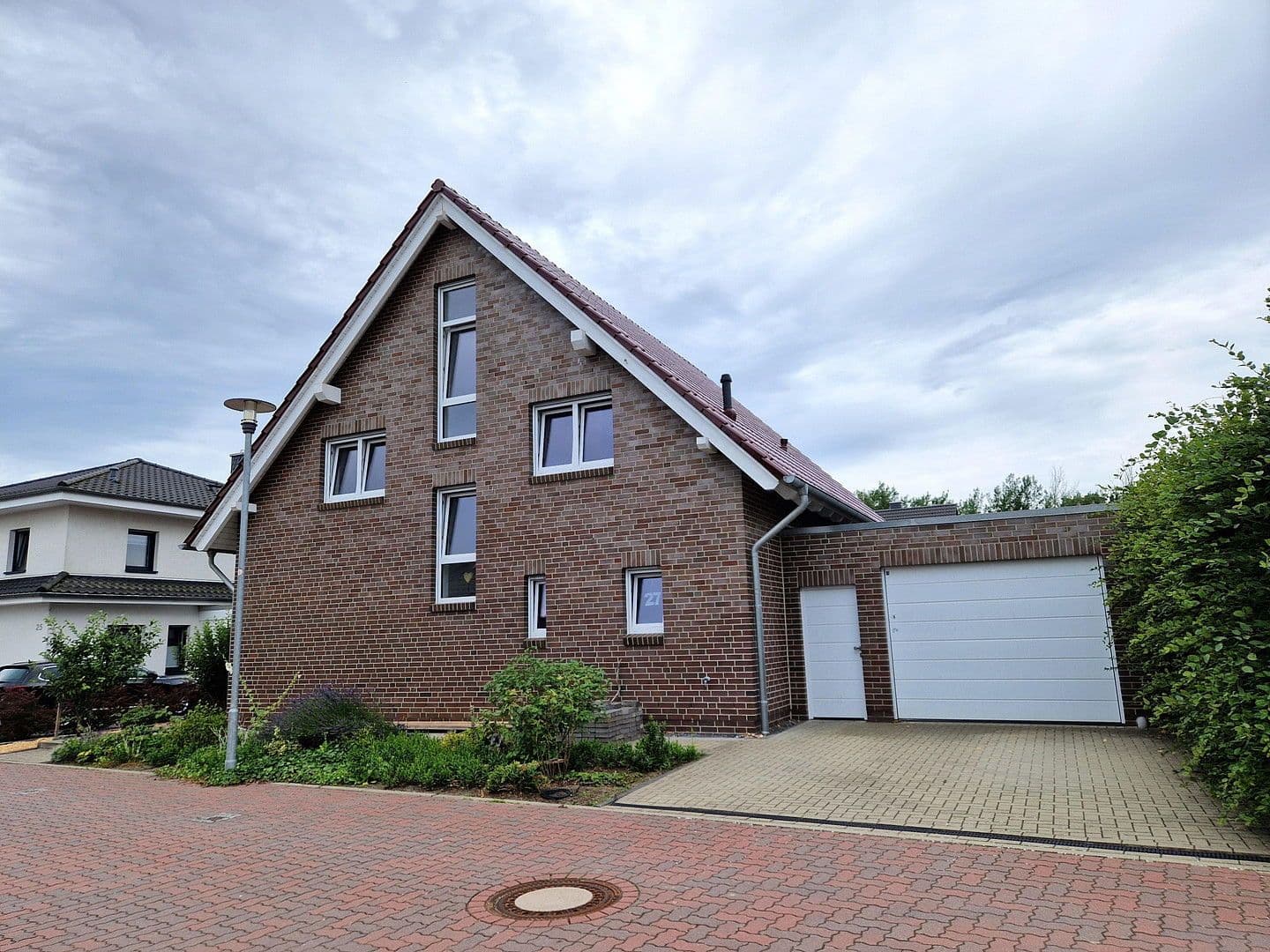 Pronájem domu 165 m², pozemek 536 m², Am Schilfgraben 27, Lehre, Dolní Sasko Pronájem domu 165 m², pozemek 536 m², Am Schilfgraben 27, Lehre, Dolní Sasko