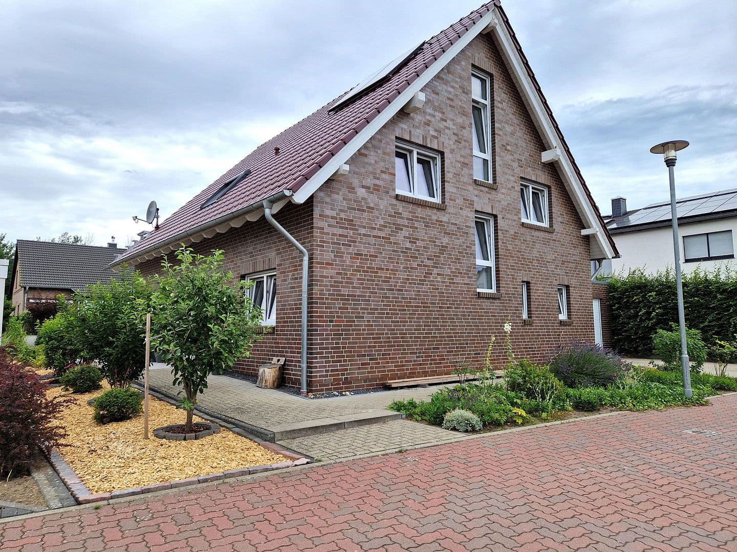 Pronájem domu 165 m², pozemek 536 m², Am Schilfgraben 27, Lehre, Dolní Sasko Pronájem domu 165 m², pozemek 536 m², Am Schilfgraben 27, Lehre, Dolní Sasko