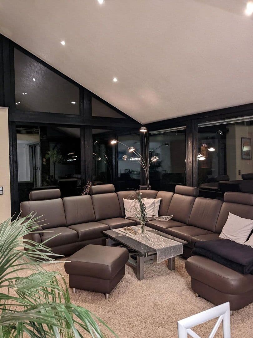 Prodej domu 236 m², pozemek 1.354 m², Wittmund, Dolní Sasko Prodej domu 236 m², pozemek 1.354 m², Wittmund, Dolní Sasko