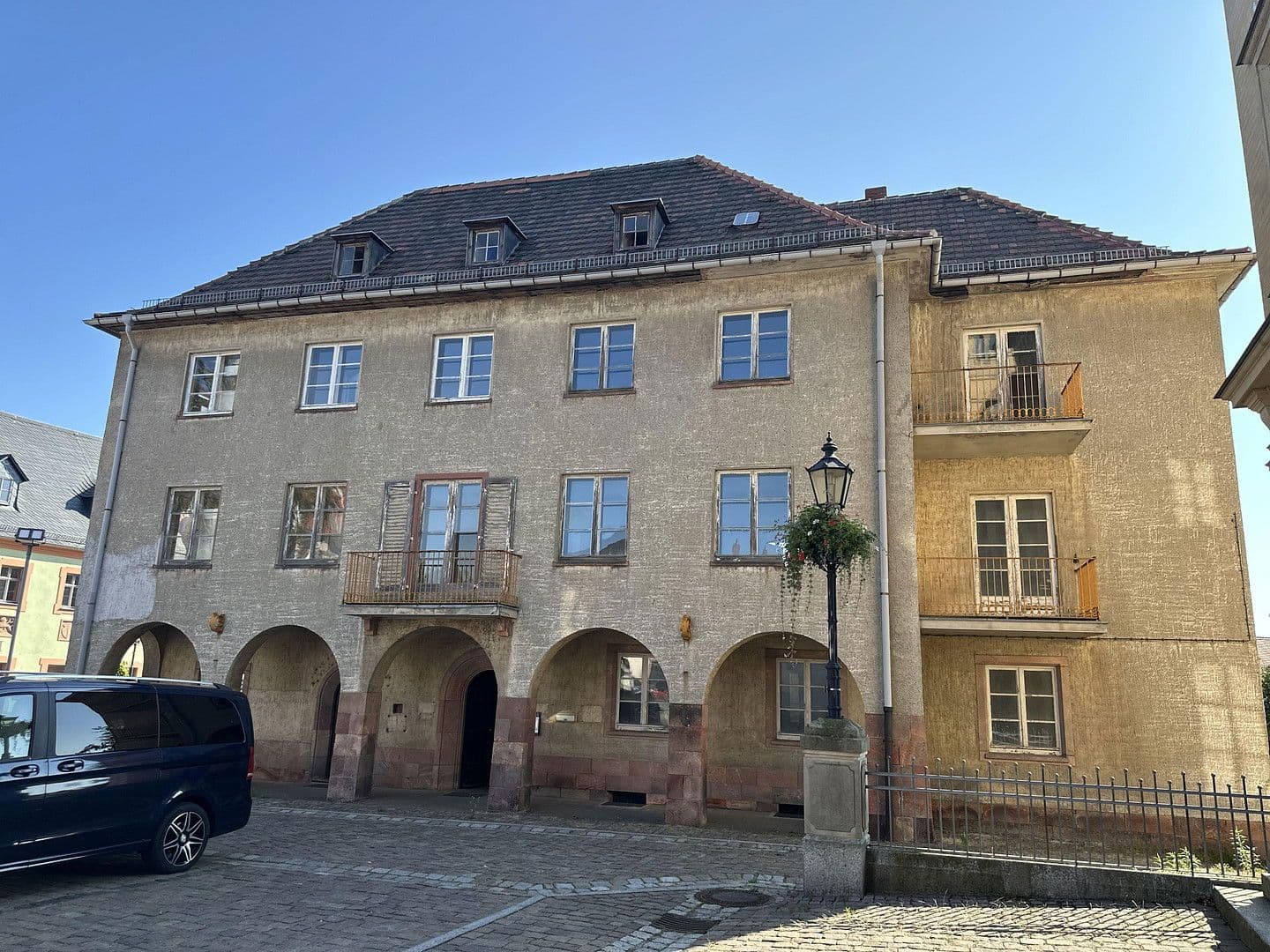 Prodej domu 573 m², pozemek 810 m², Markt 5, Bad Lausick, Sasko Prodej domu 573 m², pozemek 810 m², Markt 5, Bad Lausick, Sasko