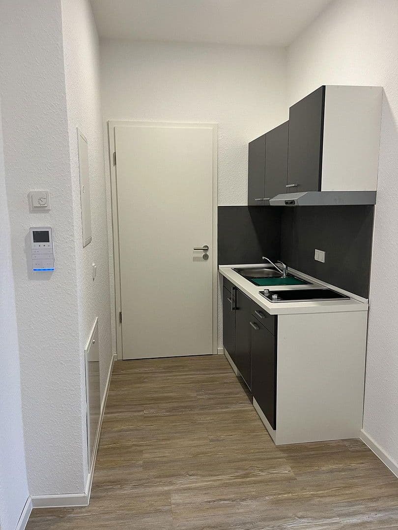 Pronájem bytu 1+kk 30 m², Gumprechtstr. 2, Köln, Severní Porýní-Vestfálsko Pronájem bytu 1+kk 30 m², Gumprechtstr. 2, Köln, Severní Porýní-Vestfálsko