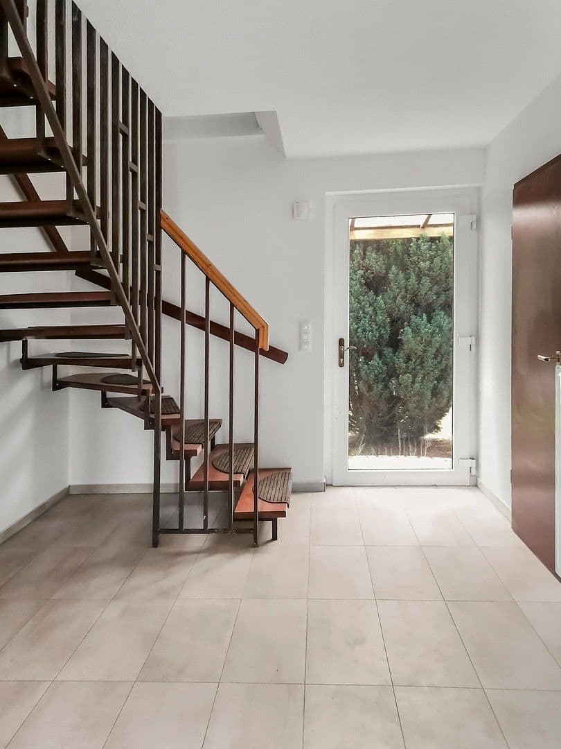 Pronájem domu 120 m², pozemek 378 m², Fürstenwalde nad Sprévou, Braniborsko Pronájem domu 120 m², pozemek 378 m², Fürstenwalde nad Sprévou, Braniborsko