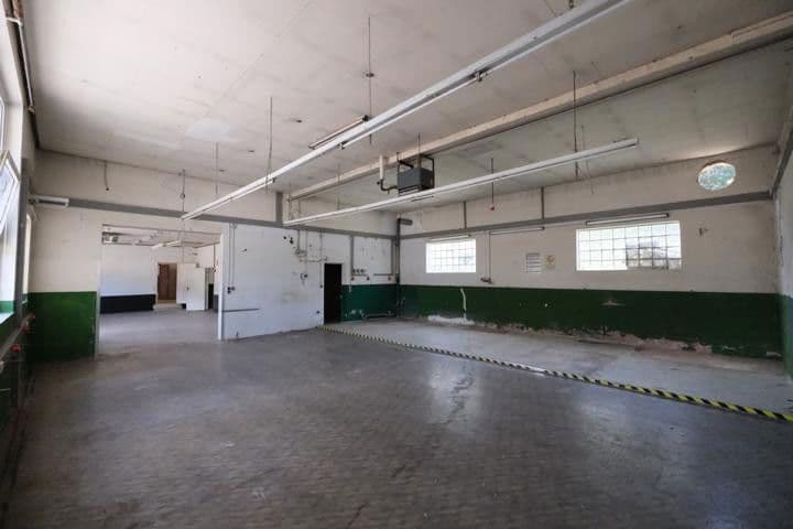 Pronájem nebytového prostoru 300 m², Rodalben, Porýní-Falc Pronájem nebytového prostoru 300 m², Rodalben, Porýní-Falc