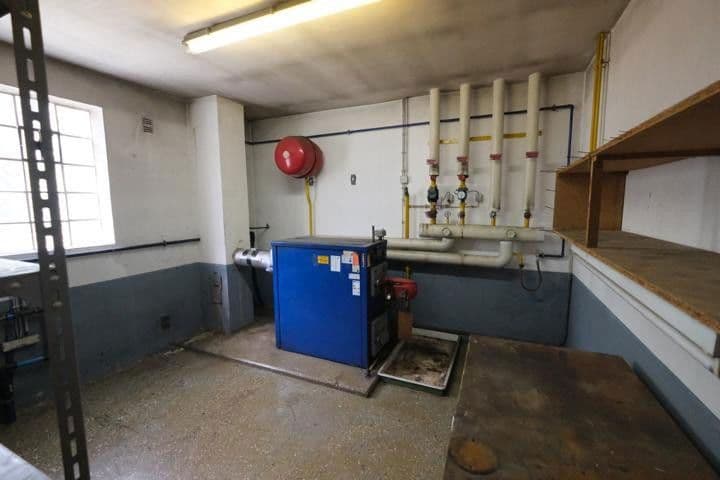 Pronájem nebytového prostoru 300 m², Rodalben, Porýní-Falc Pronájem nebytového prostoru 300 m², Rodalben, Porýní-Falc