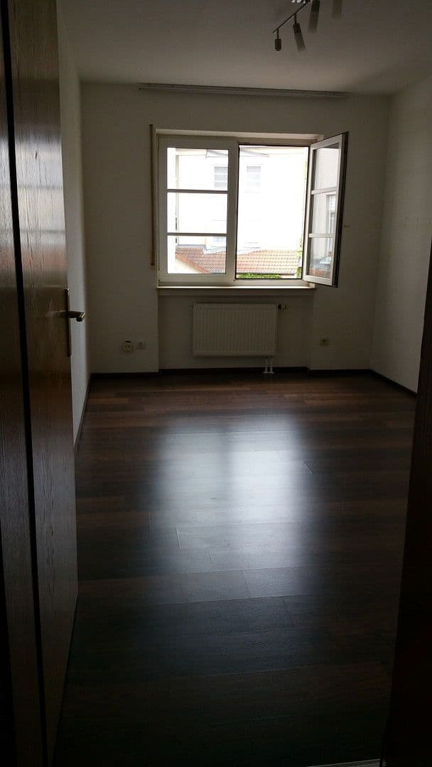 Pronájem bytu 3+1 83 m², Rüsselsheim am Main, Hessen Pronájem bytu 3+1 83 m², Rüsselsheim am Main, Hessen