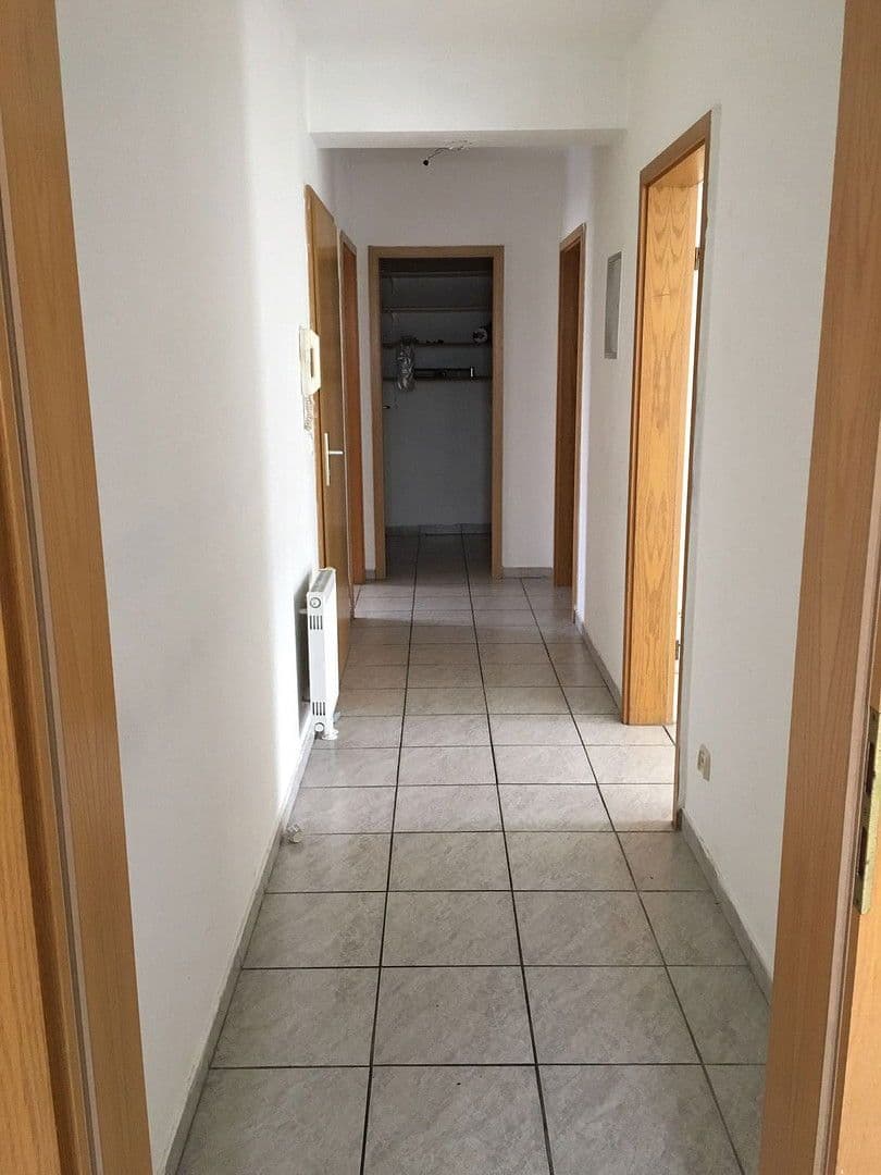 Pronájem bytu 3+1 83 m², Rüsselsheim am Main, Hessen Pronájem bytu 3+1 83 m², Rüsselsheim am Main, Hessen