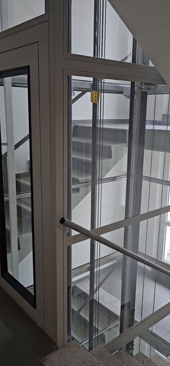 Prodej bytu 3+1 77 m², Ečerova, Brno, Jihomoravský kraj Prodej bytu 3+1 77 m², Ečerova, Brno, Jihomoravský kraj