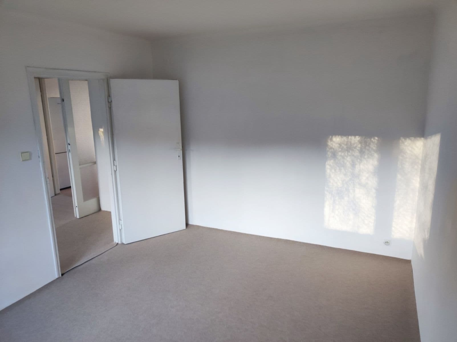 Pronájem bytu 2+1 50 m², Jeremenkova, Praha, Praha Pronájem bytu 2+1 50 m², Jeremenkova, Praha, Praha