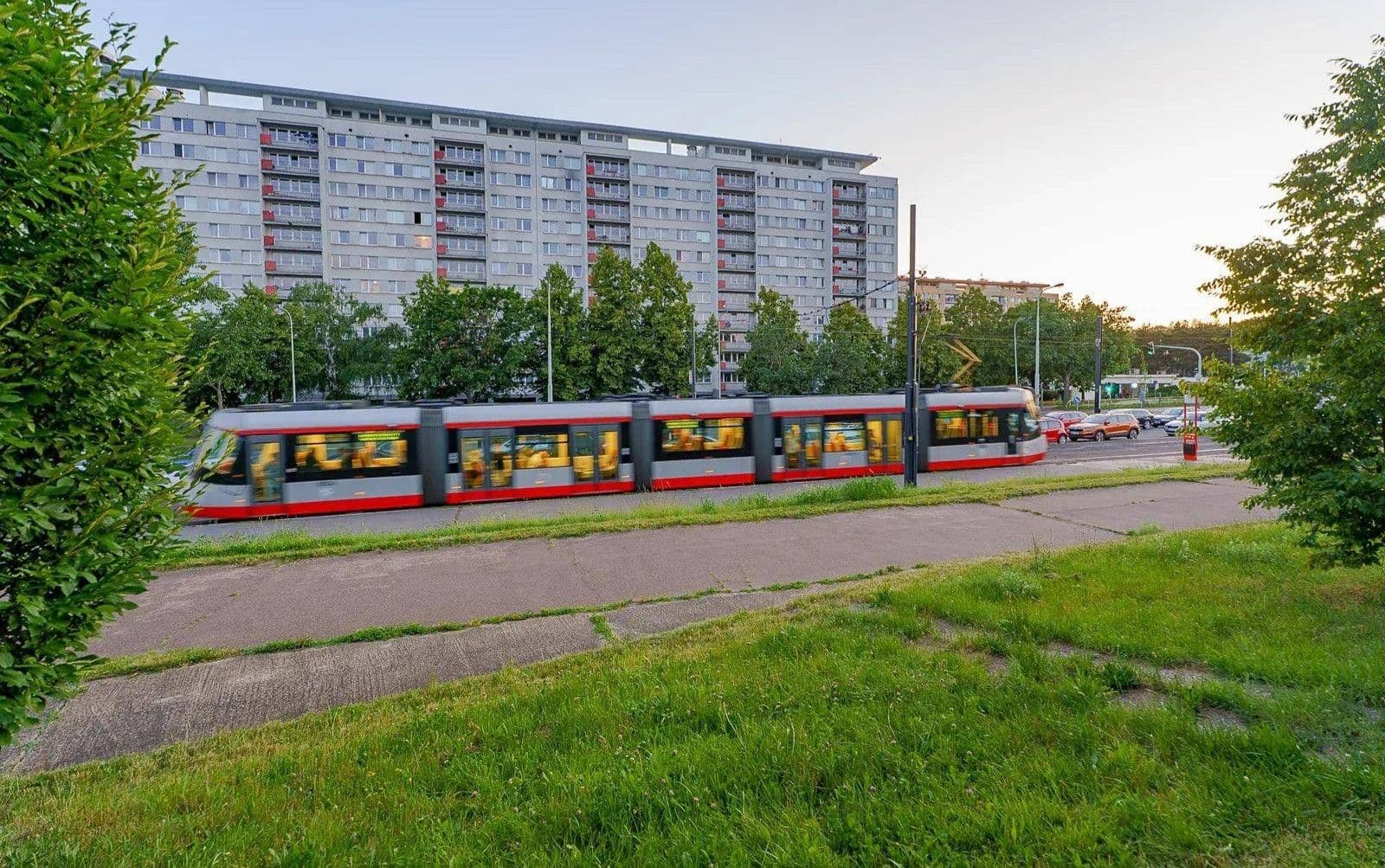 Pronájem bytu 2+kk 45 m², Frýdlantská, Praha, Praha Pronájem bytu 2+kk 45 m², Frýdlantská, Praha, Praha