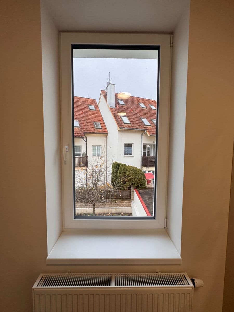 Pronájem bytu 1+1 41 m², Na Mokřině, Praha, Praha Pronájem bytu 1+1 41 m², Na Mokřině, Praha, Praha