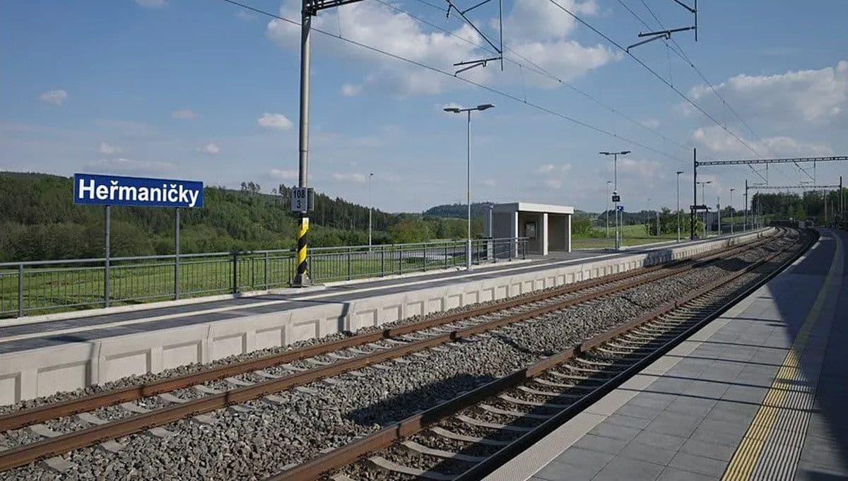 Prodej pozemku 850 m², Heřmaničky, Středočeský kraj Prodej pozemku 850 m², Heřmaničky, Středočeský kraj