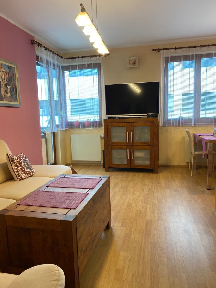 Pronájem bytu 3+kk 80 m², Hanusova, Praha, Praha Pronájem bytu 3+kk 80 m², Hanusova, Praha, Praha