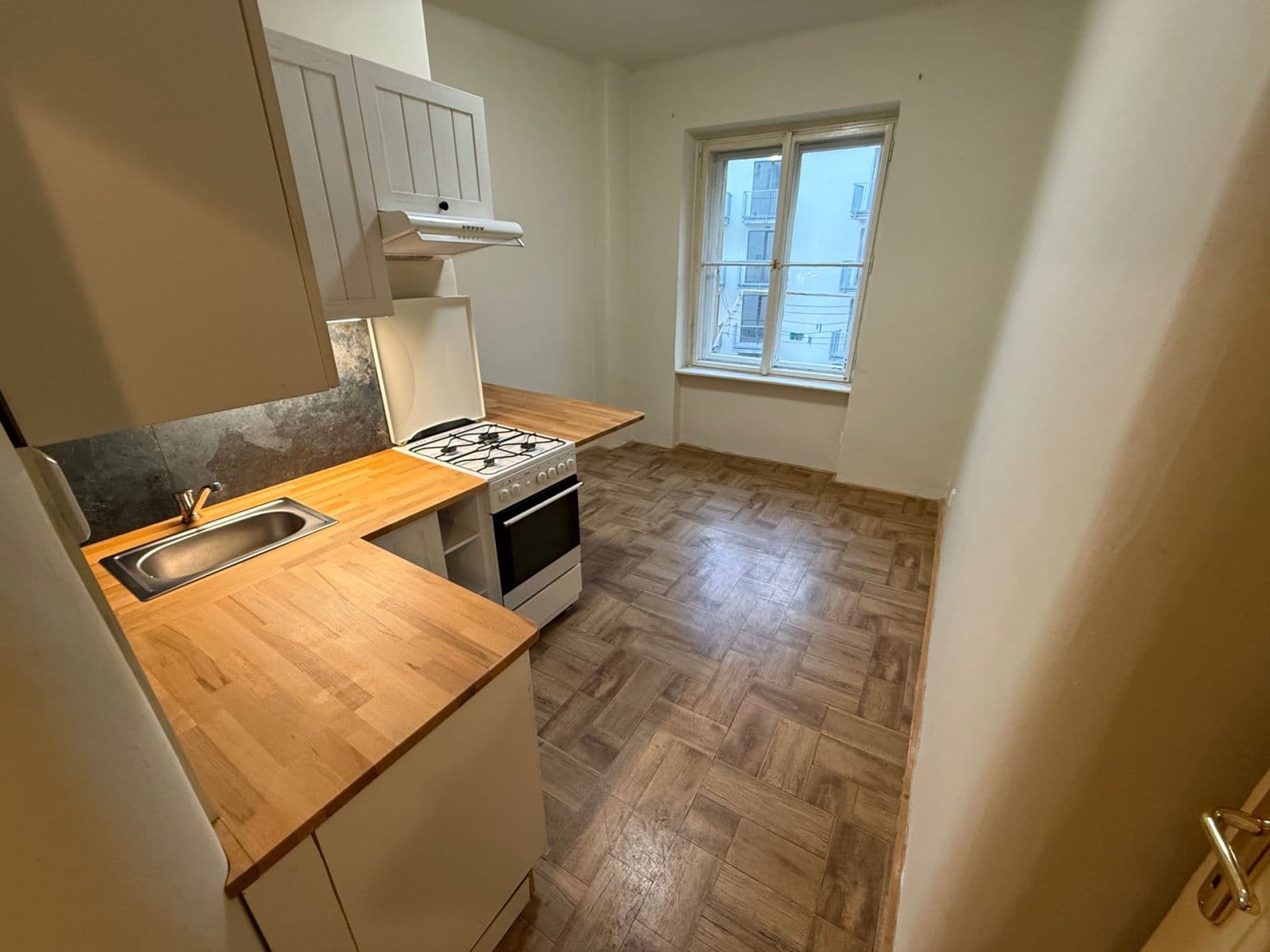 Pronájem bytu 1+1 39 m², Francouzská, Praha, Praha Pronájem bytu 1+1 39 m², Francouzská, Praha, Praha