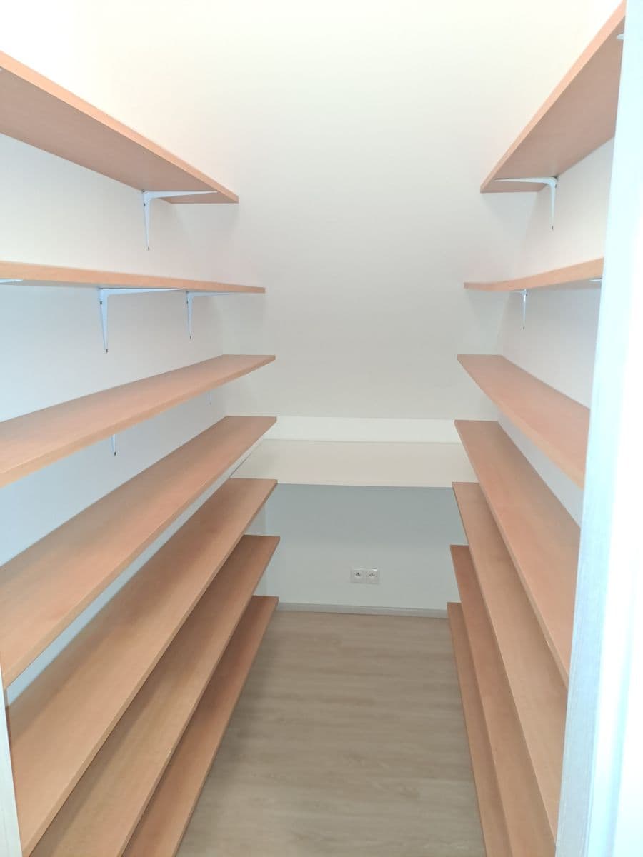 Pronájem bytu 2+1 65 m², Na Zahrádkách, Šlapanice, Jihomoravský kraj Pronájem bytu 2+1 65 m², Na Zahrádkách, Šlapanice, Jihomoravský kraj