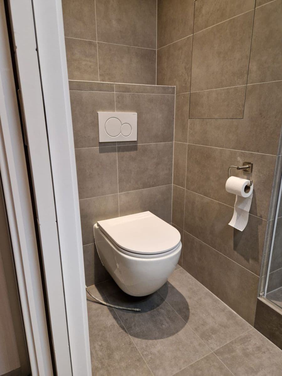 Pronájem bytu 1+kk 31 m², Benkova, Praha, Praha Pronájem bytu 1+kk 31 m², Benkova, Praha, Praha